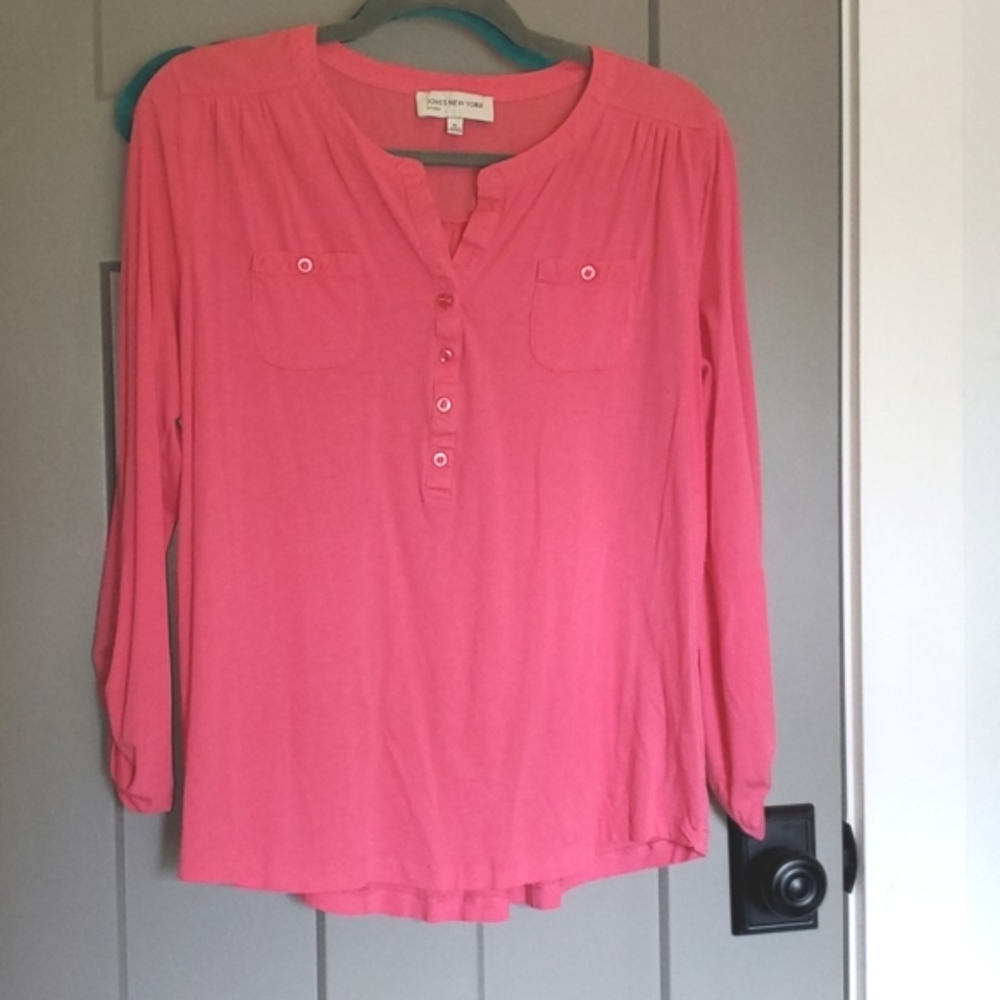 Jones New York brand ladies blouse top.
